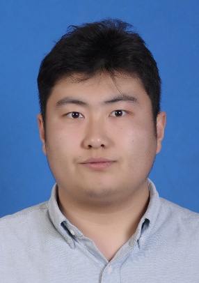 穿着蓝色衬衫的男孩AI 生成的内容可能不正确。 穿着蓝色衬衫的男孩AI 生成的内容可能不正确。